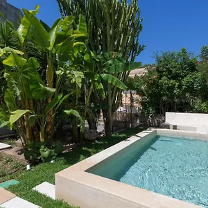  Apartment Palazzo Acquaviva - Il Giardino Sospeso